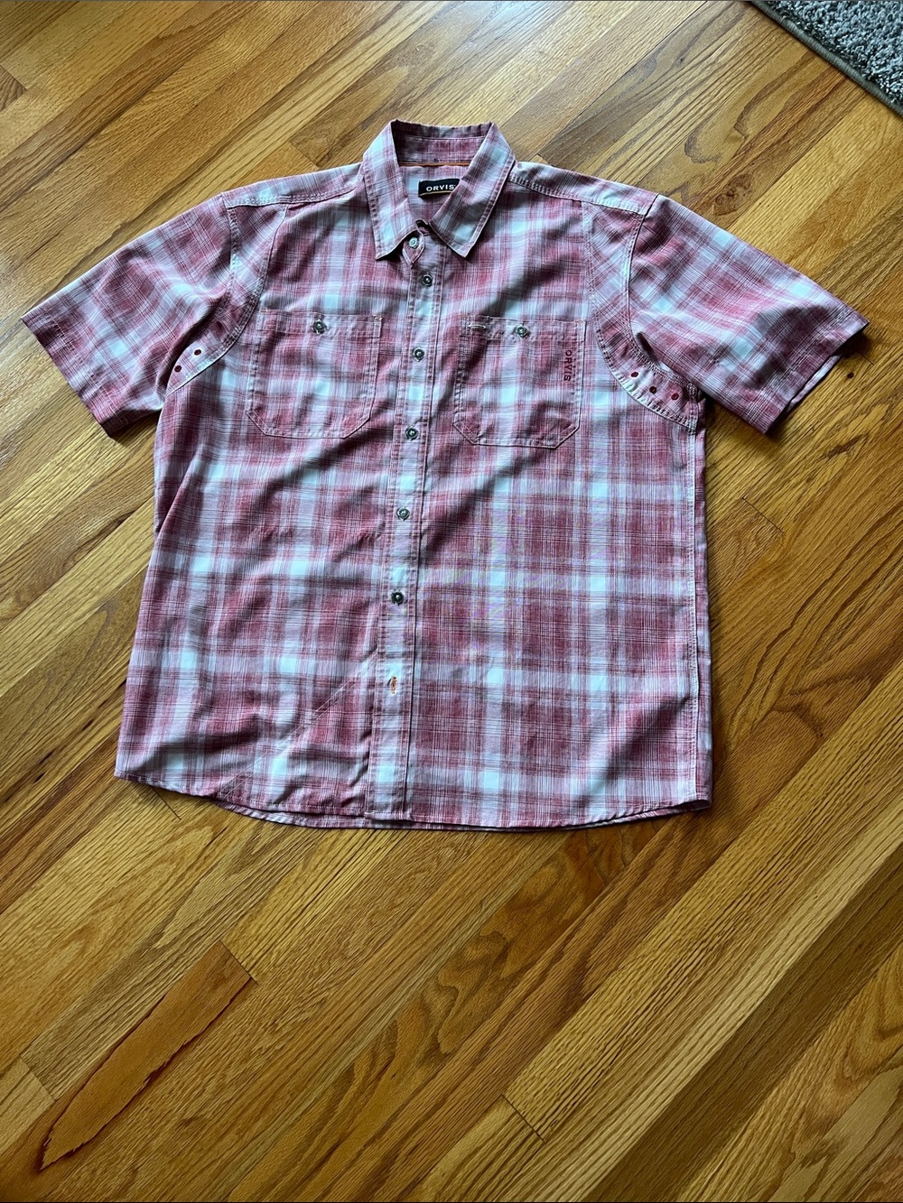 Orvis Short-Sleeve Plaid Button-Down Shirt in Red and White